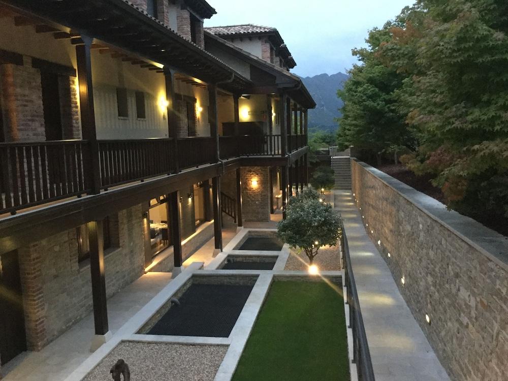 山坡阳台酒店 安德里恩 外观 照片
